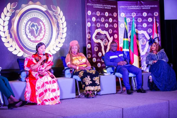 Heart of Service and Empowerment Award